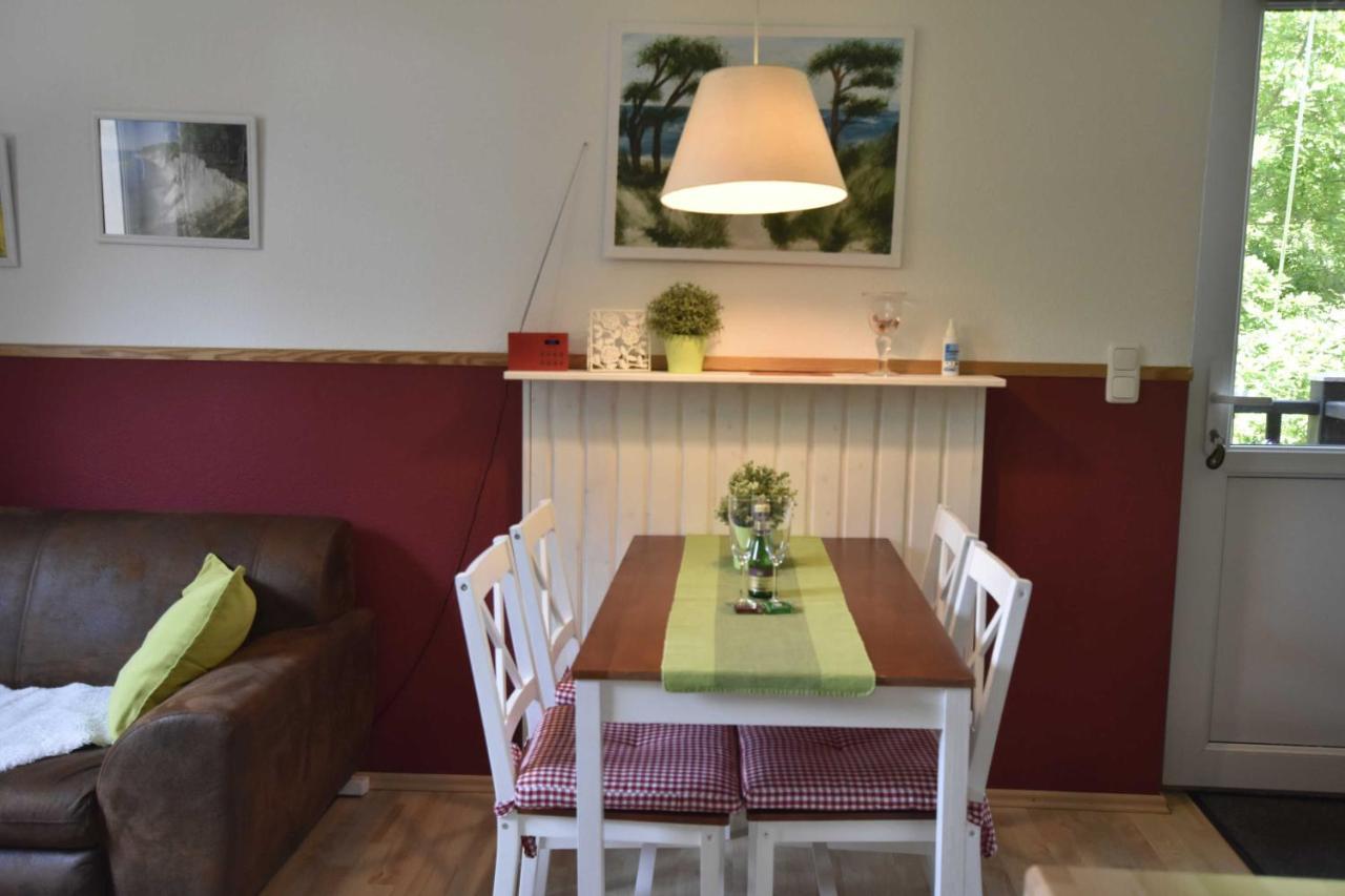 Ferienwohnung Og Im Roten Haus Am Ostsee Radweg Ovs 103 Blowatz Ngoại thất bức ảnh